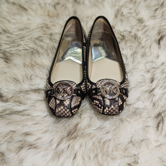 Michael Kors Fulton Moc Natural Embossed Snake Print Leather Flats Size 8 M - Picture 1 of 10